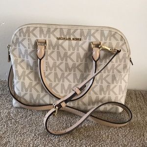 Michael Kors purse